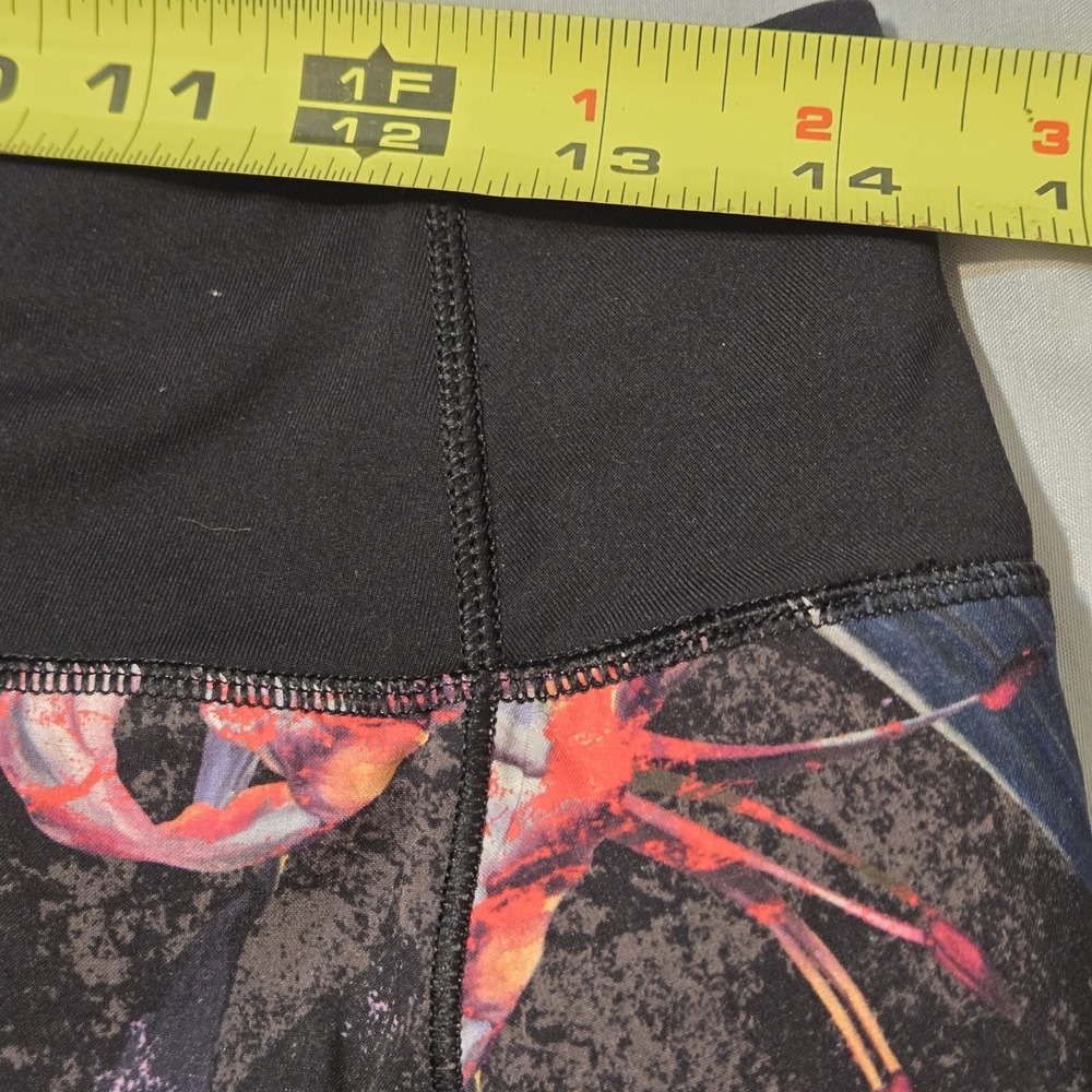 Lululemon Speed Up Shorts Low Rise Floral And Black With Liner 2.5 Inseam Size 4 - Picture 2 of 5